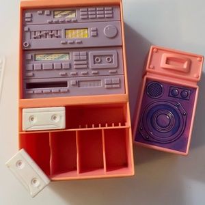Vintage Arco 1989 Barbie Home Entertainment Center Stereo & Speaker VHS Tapes